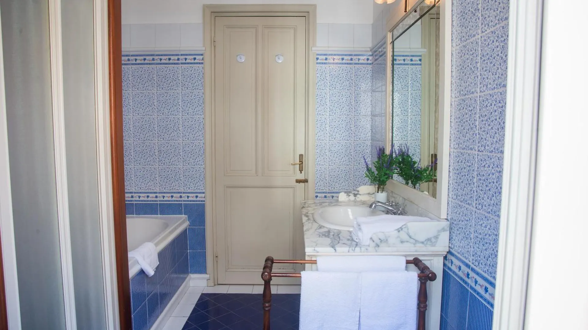 Casa Lucia - Happy Rentals Sanremo Apartment