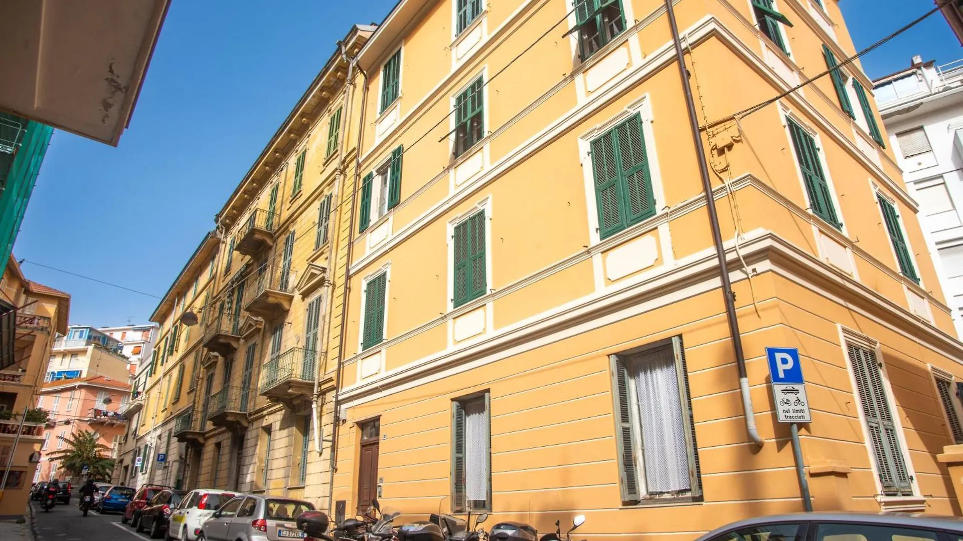 Casa Lucia - Happy Rentals Sanremo Italy