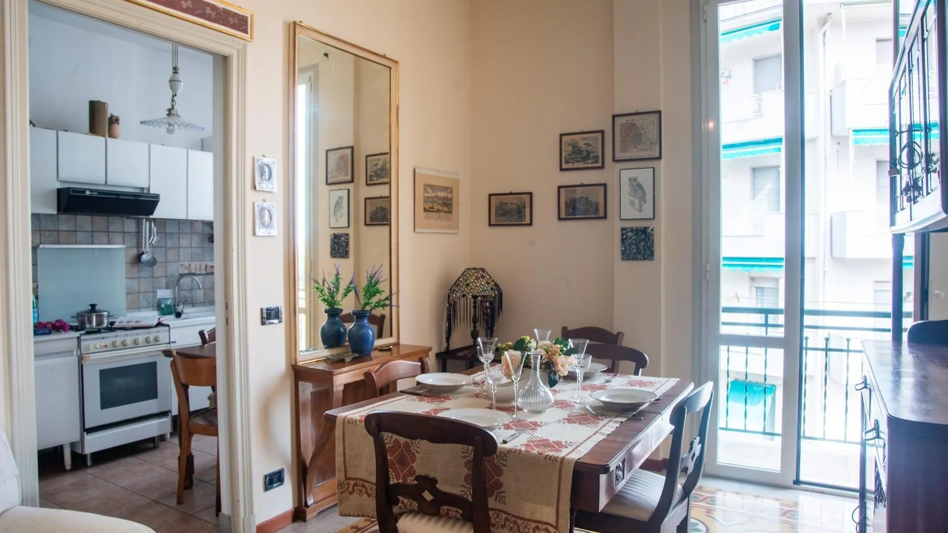 Casa Lucia - Happy Rentals Sanremo 0*,  Italy